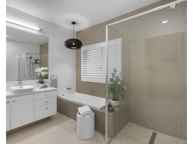 5 Sundown Place, Jacobs Well QLD 4208