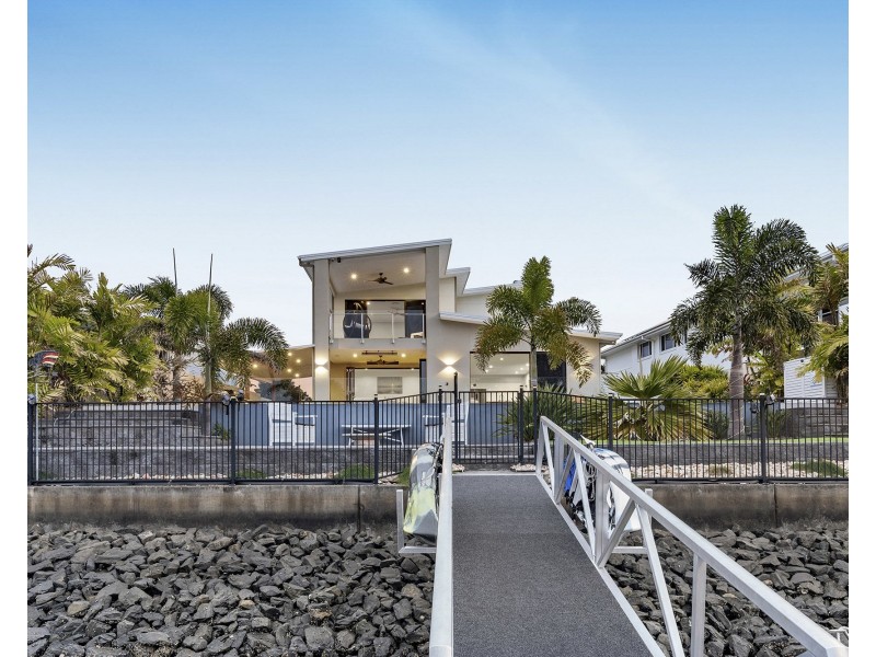 19 Sunset Place, Jacobs Well QLD 4208