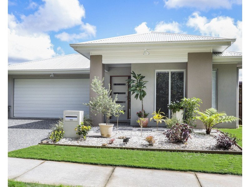 111 Melville Drive, Pimpama QLD 4209