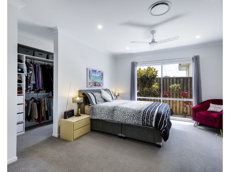 111 Melville Drive, Pimpama QLD 4209