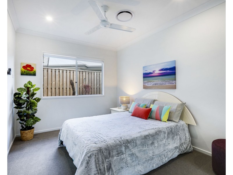 111 Melville Drive, Pimpama QLD 4209