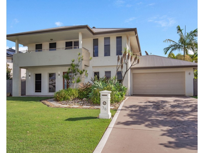 38 Marina Parade, Jacobs Well QLD 4208