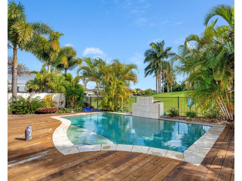38 Marina Parade, Jacobs Well QLD 4208