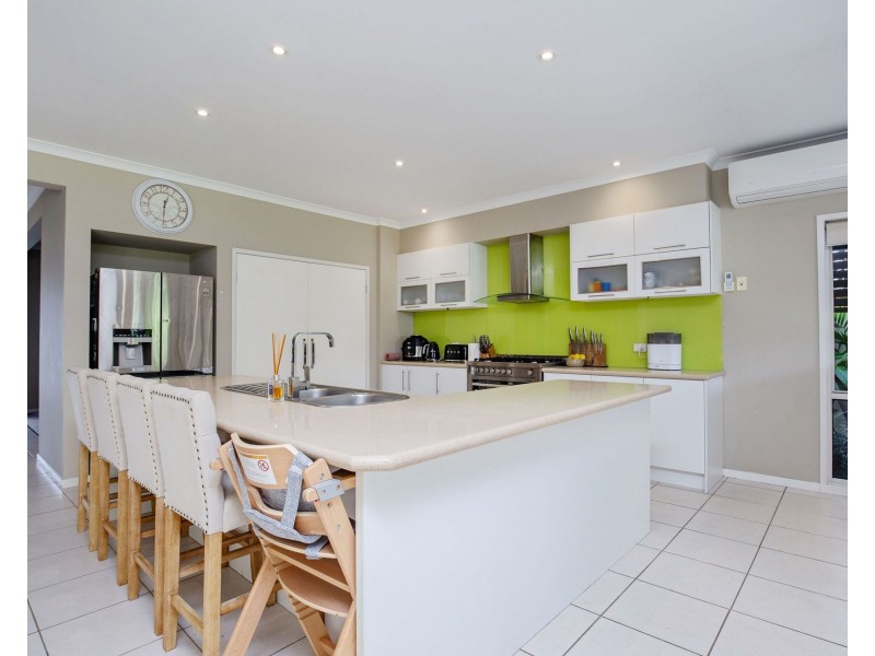 38 Marina Parade, Jacobs Well QLD 4208