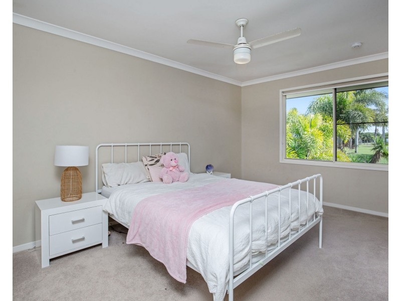38 Marina Parade, Jacobs Well QLD 4208