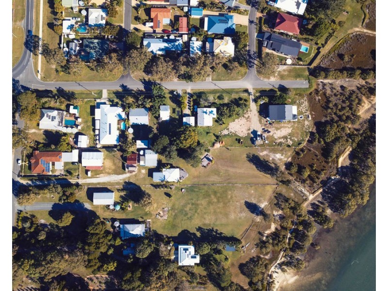 6 Bay Drive, Jacobs Well QLD 4208