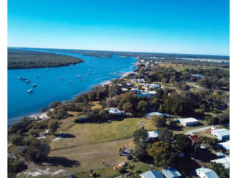 6 Bay Drive, Jacobs Well QLD 4208