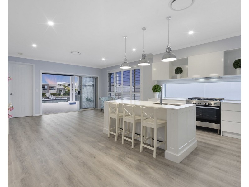 297 Harbour Boulevard, Jacobs Well QLD 4208