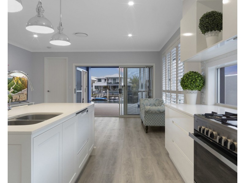 297 Harbour Boulevard, Jacobs Well QLD 4208