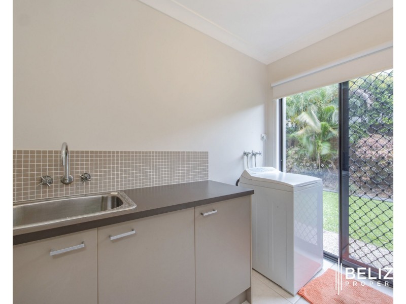 1 Peachester Close, Ormeau QLD 4208