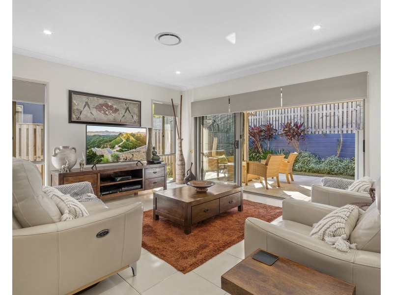 25 Melville Drive, Pimpama QLD 4209