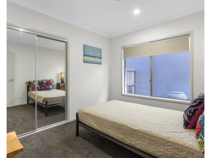 25 Melville Drive, Pimpama QLD 4209