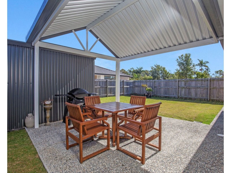 5 Helmore Road, Jacobs Well QLD 4208