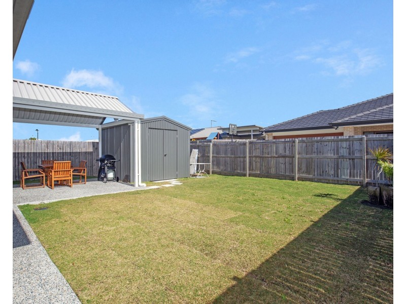 5 Helmore Road, Jacobs Well QLD 4208