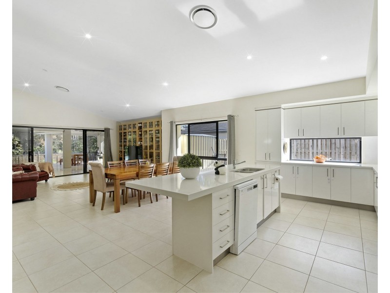 18 Bunderoo Circuit, Pimpama QLD 4209