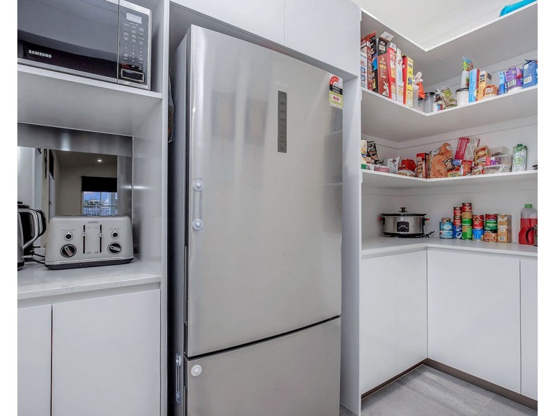 22 Paradise Parade, Jacobs Well QLD 4208