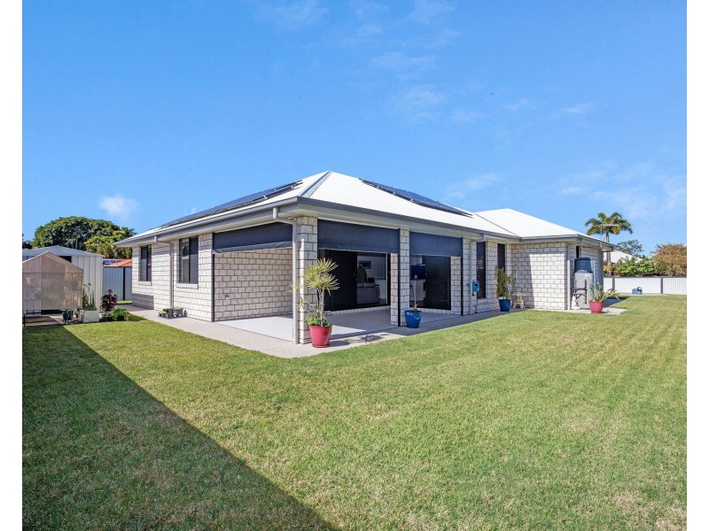 2 Johnathon Close, Jacobs Well QLD 4208