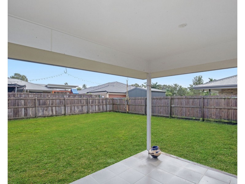 7 Helmore Road, Jacobs Well QLD 4208