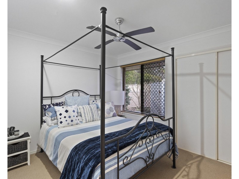 7 Greenfinch Court, Jacobs Well QLD 4208