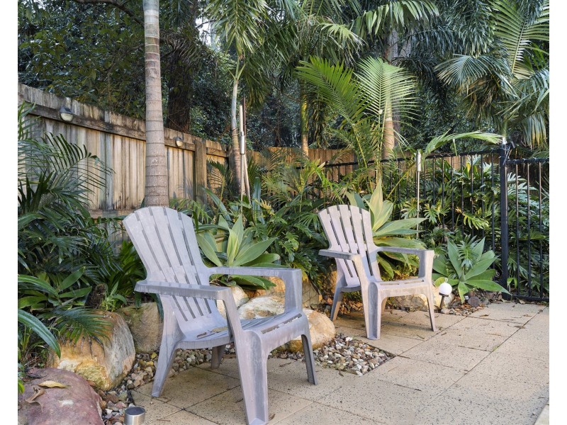 7 Greenfinch Court, Jacobs Well QLD 4208