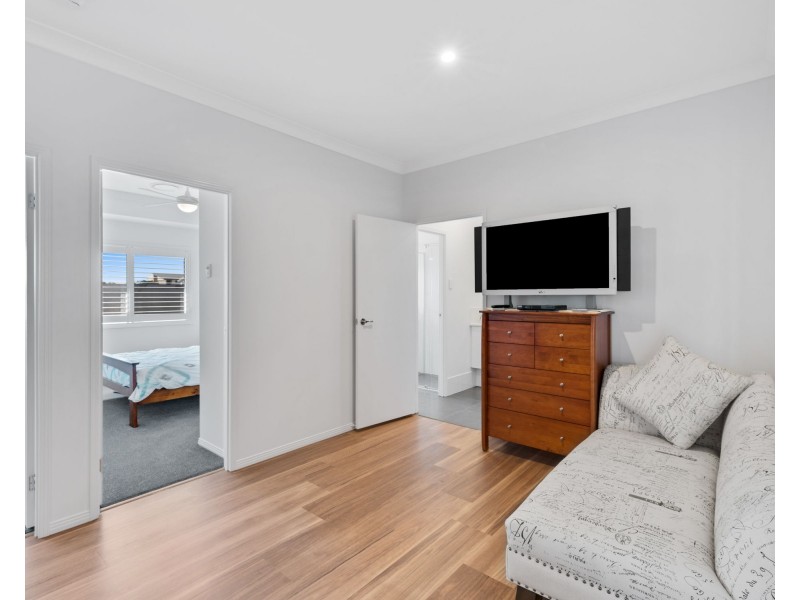 48 Marina Parade, Jacobs Well QLD 4208