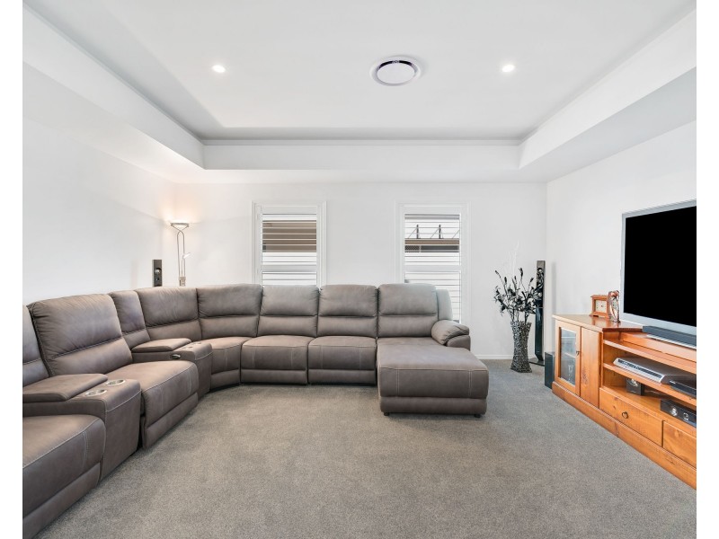 48 Marina Parade, Jacobs Well QLD 4208