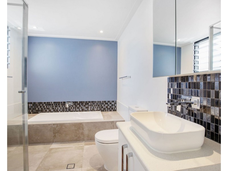 54 Moreton Drive, Jacobs Well QLD 4208