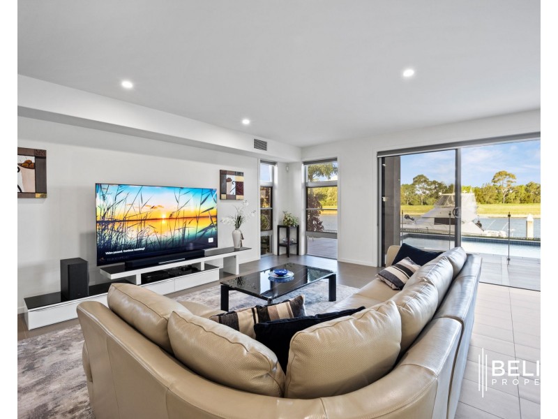 49 Marina Parade, Jacobs Well QLD 4208