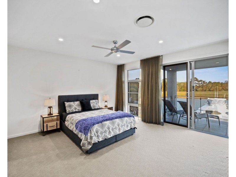 49 Marina Parade, Jacobs Well QLD 4208