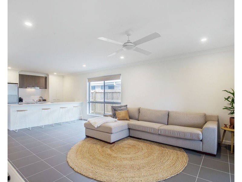 32 Bayside Ave, Jacobs Well QLD 4208