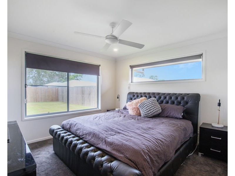 32 Bayside Ave, Jacobs Well QLD 4208