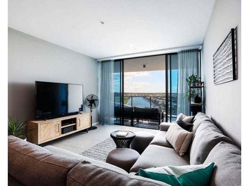 5802/5 Harbourside Court, Biggera Waters QLD 4216