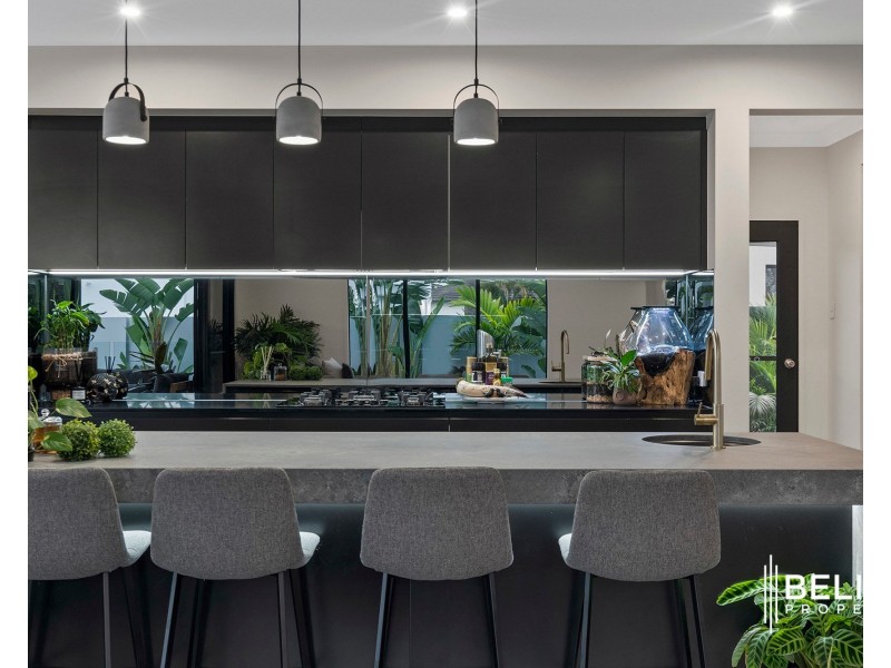 40 Sundown Place, Jacobs Well QLD 4208