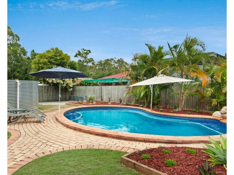 12 Banka Avenue, Jacobs Well QLD 4208
