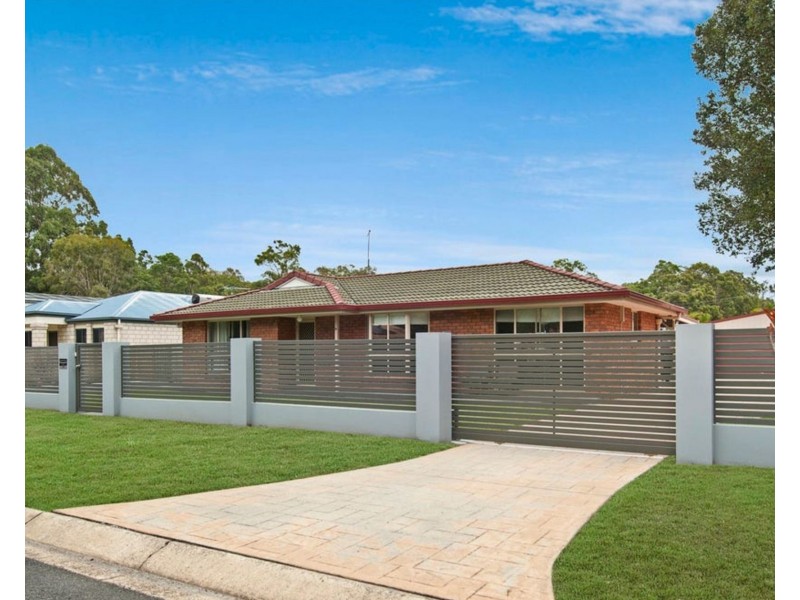 12 Banka Avenue, Jacobs Well QLD 4208