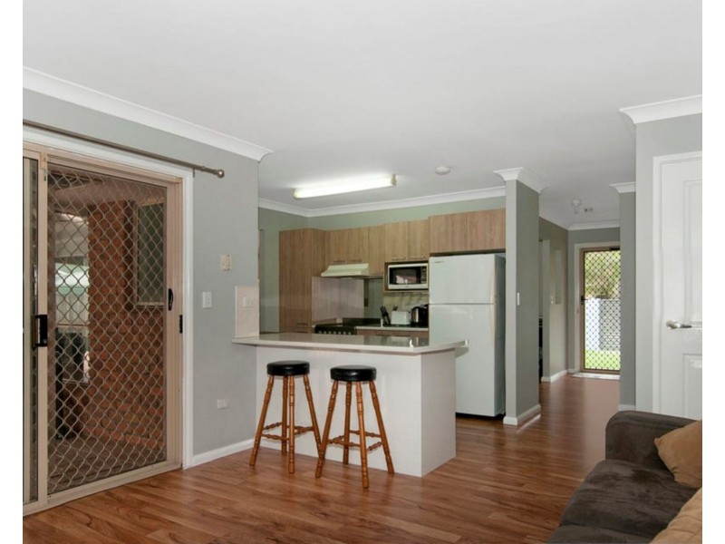 12 Banka Avenue, Jacobs Well QLD 4208