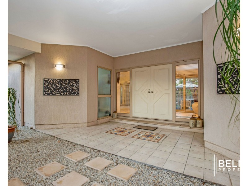 23 Samuel Court, Jacobs Well QLD 4208