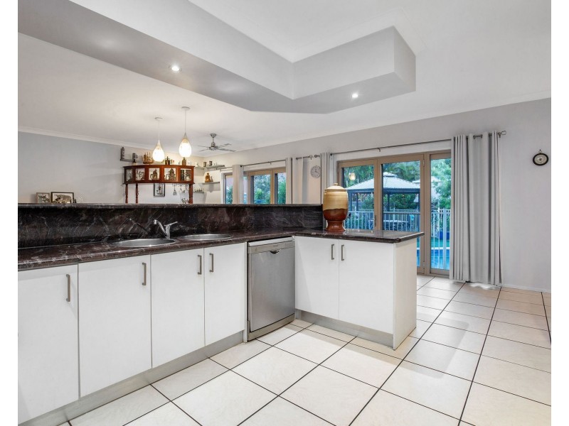 23 Samuel Court, Jacobs Well QLD 4208