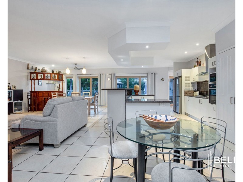 23 Samuel Court, Jacobs Well QLD 4208