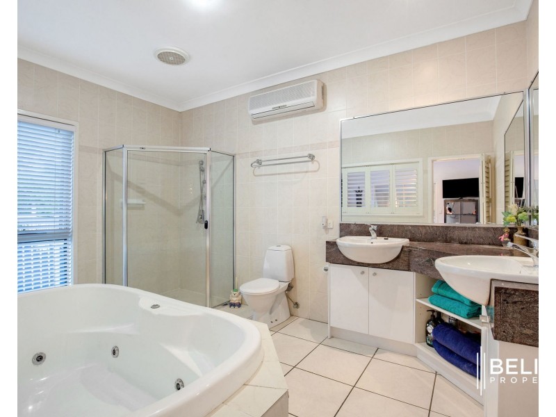 23 Samuel Court, Jacobs Well QLD 4208