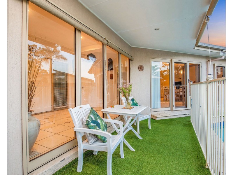 23 Samuel Court, Jacobs Well QLD 4208
