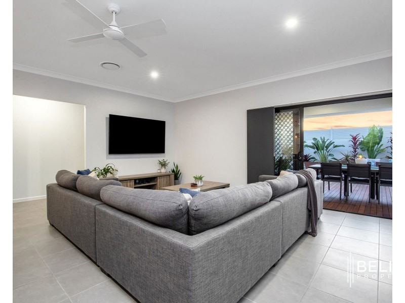 11 Moreton Drive, Jacobs Well QLD 4208