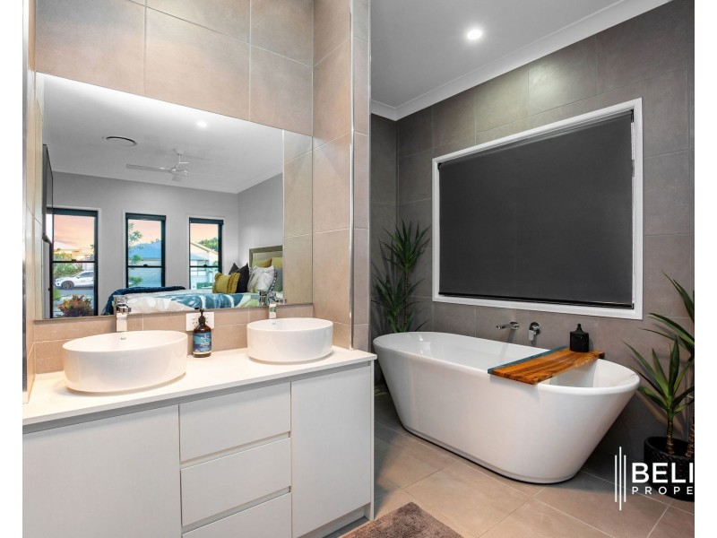 11 Moreton Drive, Jacobs Well QLD 4208