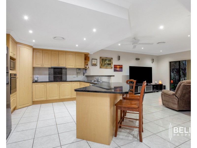 8 Heron Place, Jacobs Well QLD 4208