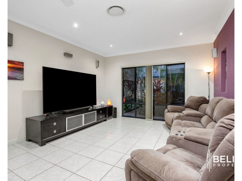 8 Heron Place, Jacobs Well QLD 4208