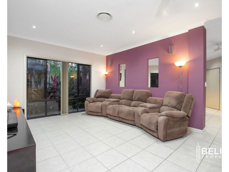 8 Heron Place, Jacobs Well QLD 4208