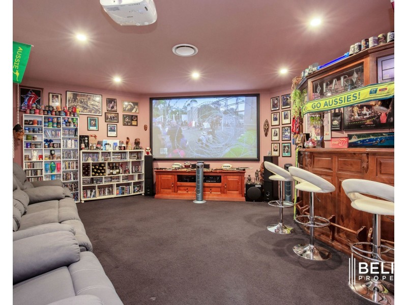 8 Heron Place, Jacobs Well QLD 4208