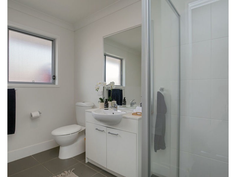 26 Bayside Avenue, Jacobs Well QLD 4208