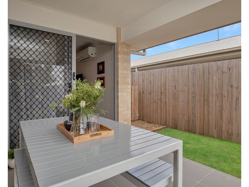 26 Bayside Avenue, Jacobs Well QLD 4208
