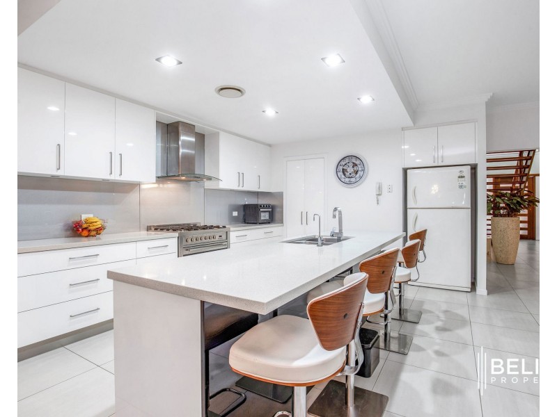 71 Marina Parade, Jacobs Well QLD 4208